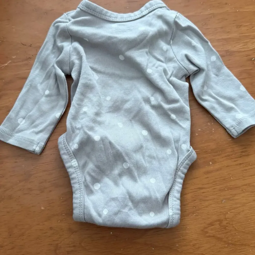 H&M Newborn Baby Onesie Gray Polka Dot Kimono Bodysuit Preemie PM Long Sleeve